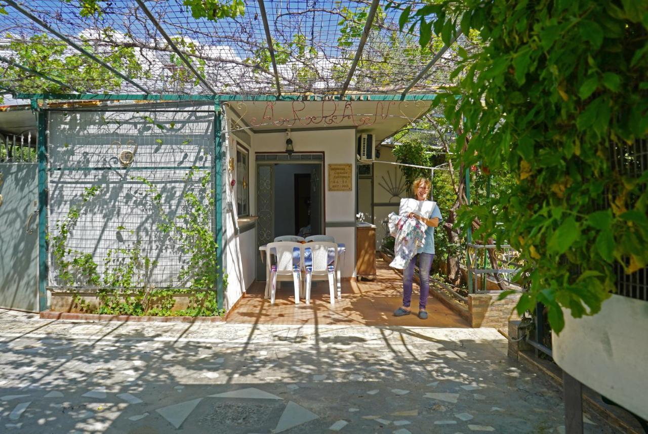 הוילה קלמאטה Veni Olive House מראה חיצוני תמונה