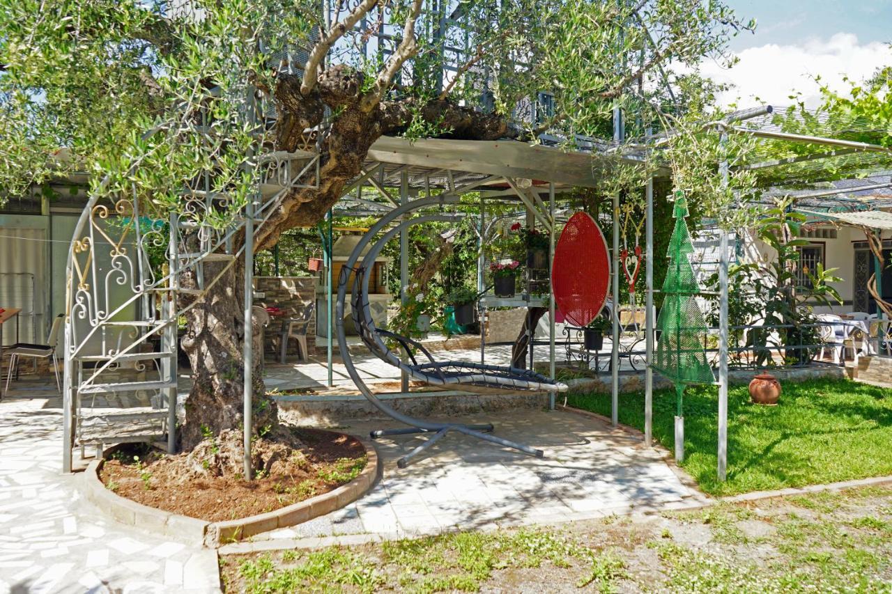 הוילה קלמאטה Veni Olive House מראה חיצוני תמונה