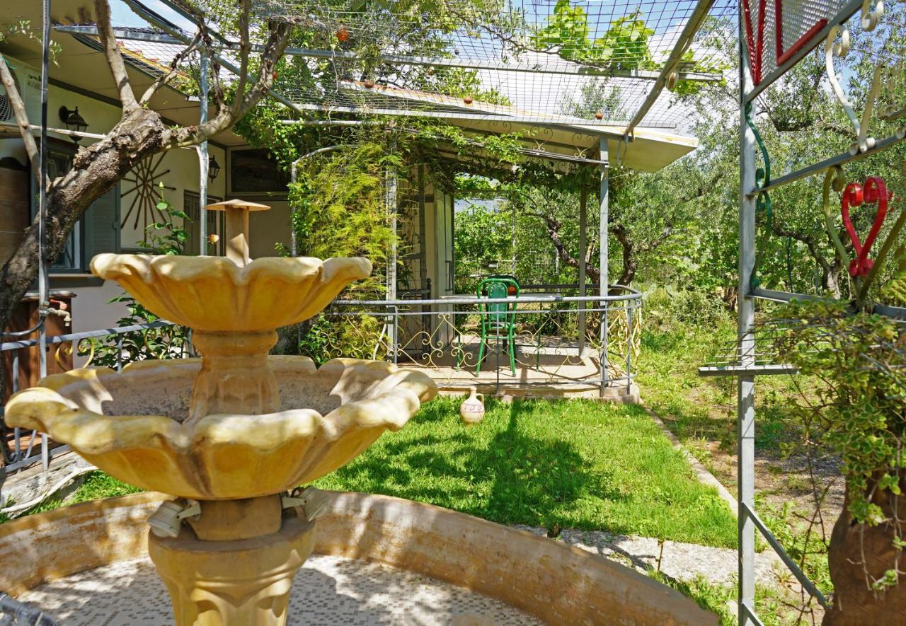 הוילה קלמאטה Veni Olive House מראה חיצוני תמונה